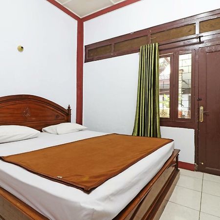 Borneo Hostel Jakarta Exteriör bild