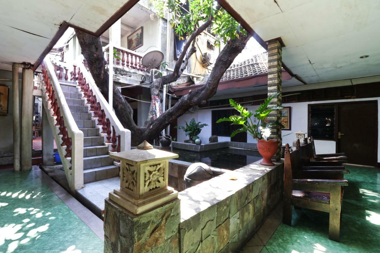 Borneo Hostel Jakarta Exteriör bild