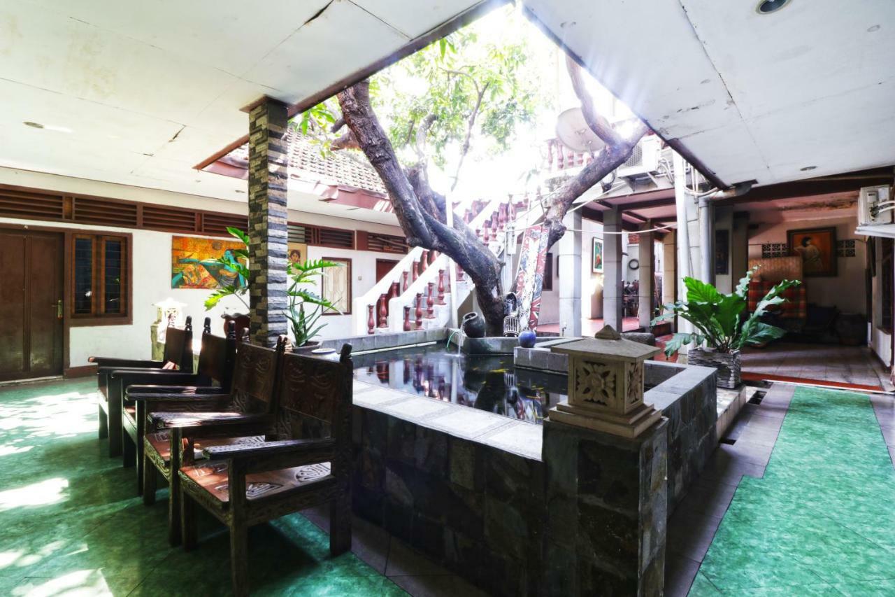 Borneo Hostel Jakarta Exteriör bild