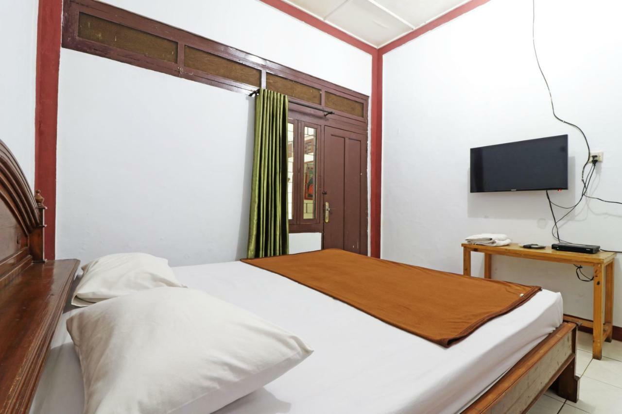 Borneo Hostel Jakarta Exteriör bild